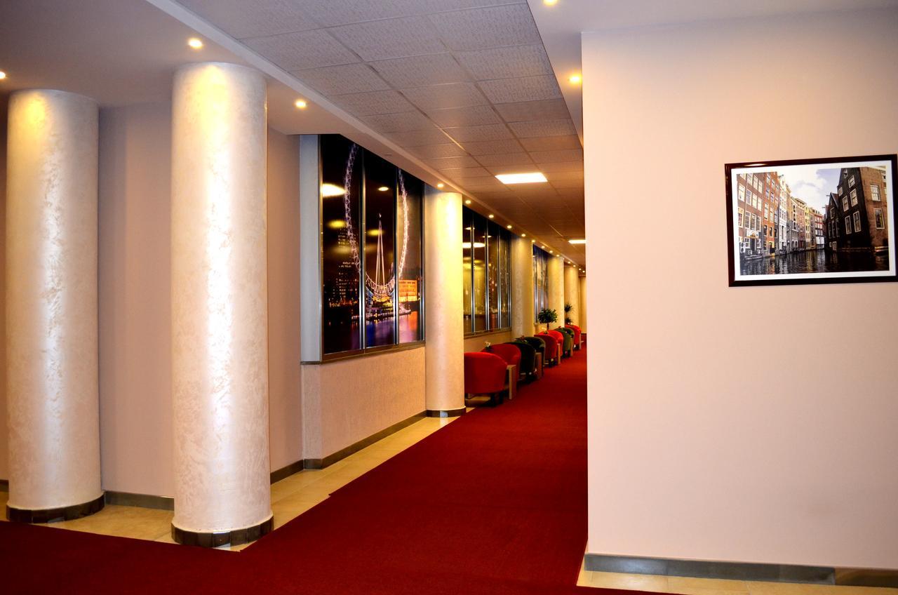 Hotel Terminal Tirana Zewnętrze zdjęcie